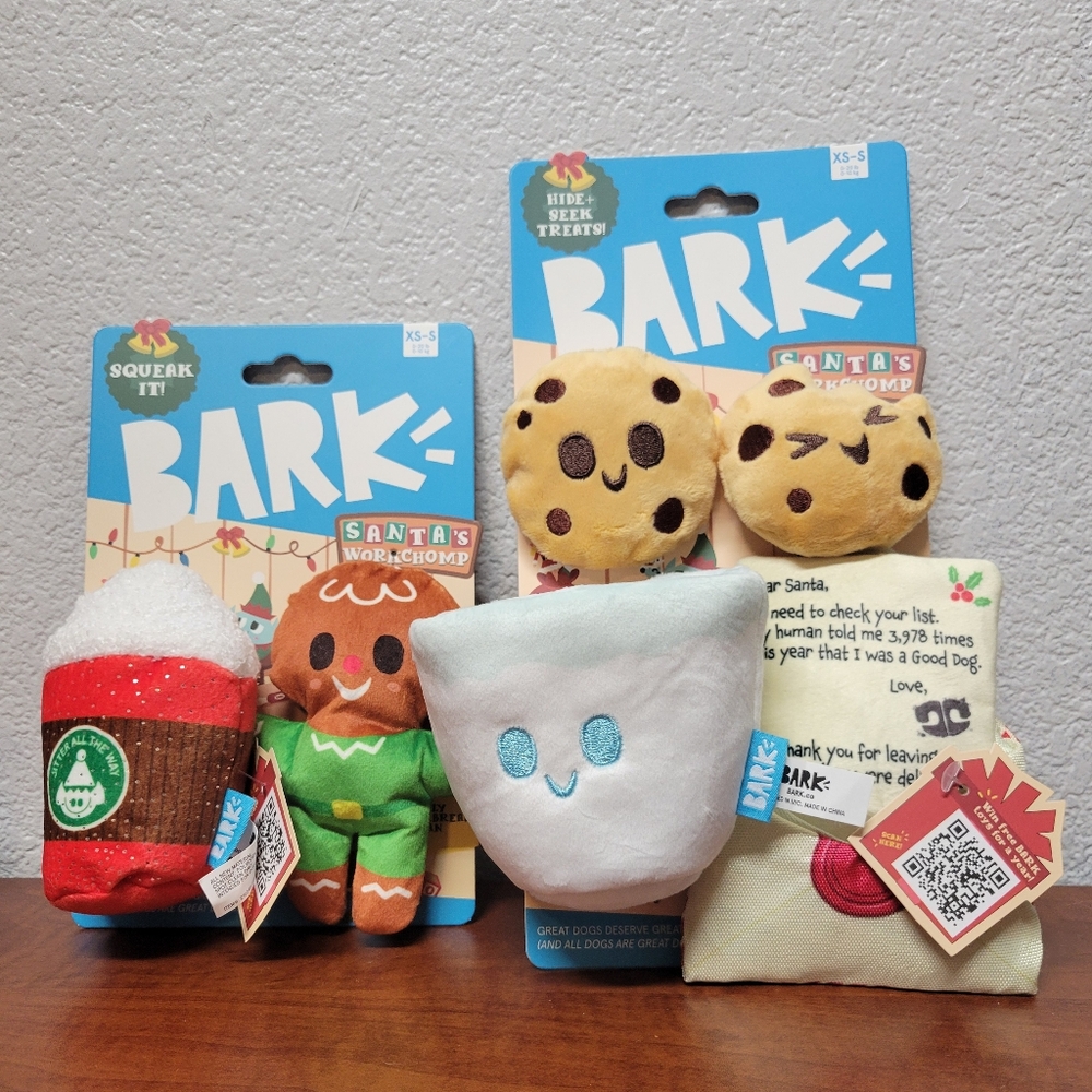 Bark Santas Workchomp Dog Toys XS-S Set Of 2 Nwt